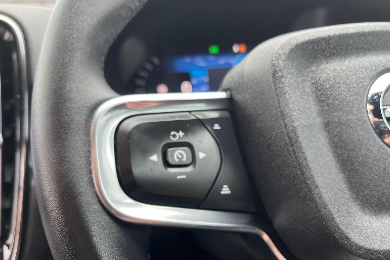 Volvo XC40 Photo 24