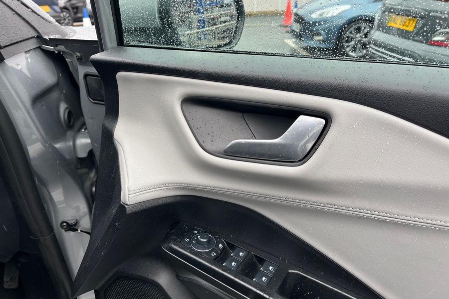 Ford PUMA Photo autoimg-290165d569c29e4de14414013969bc673a3dbdb7.jpg