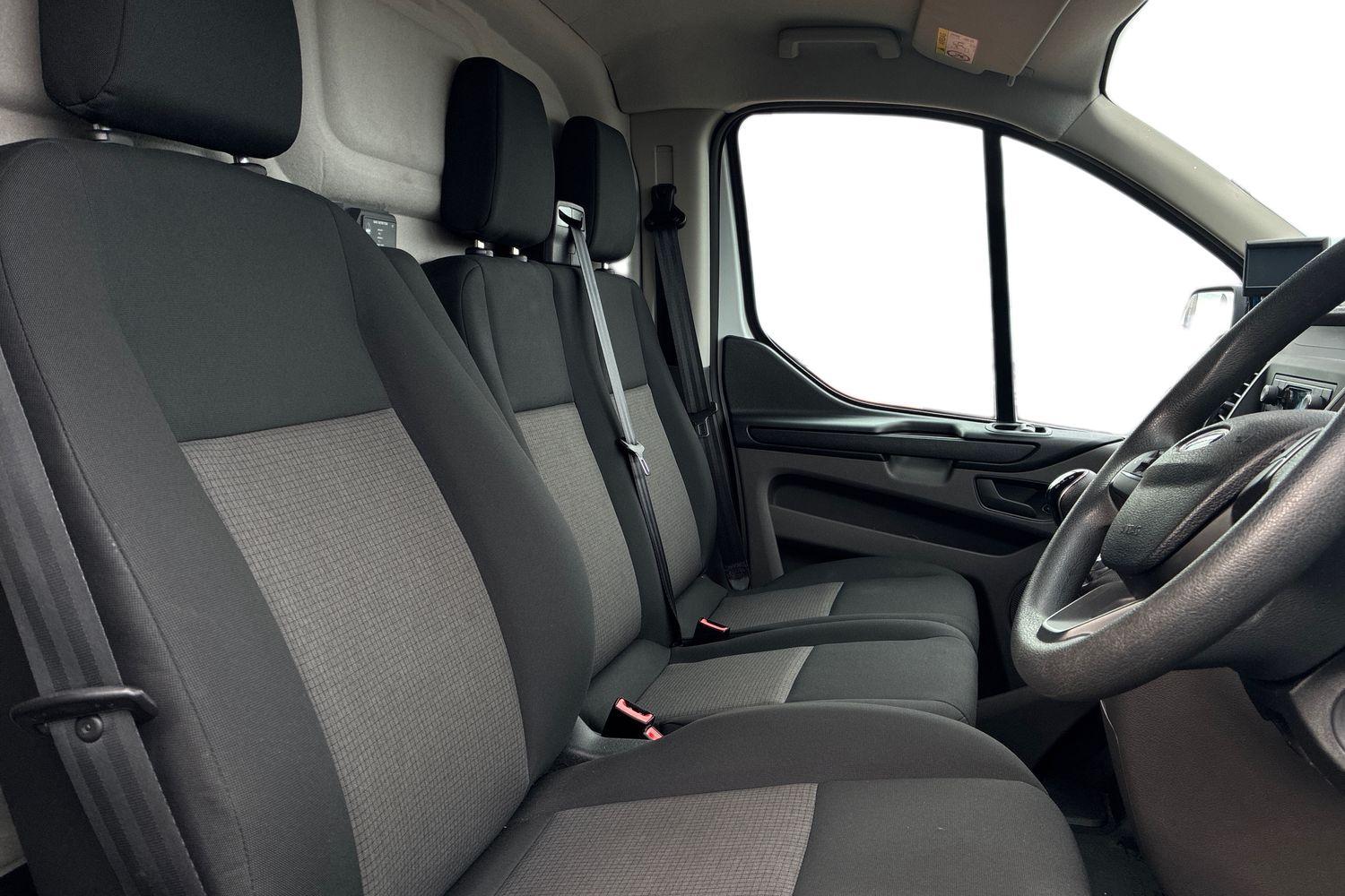 Ford Transit Custom Photo 10