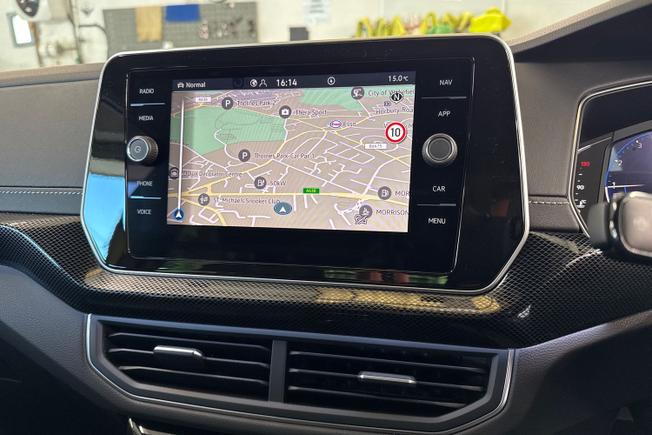VOLKSWAGEN T-Cross Photo 14