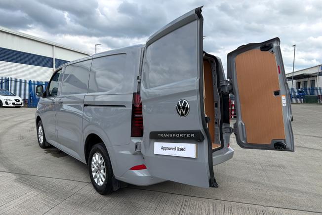 VOLKSWAGEN Transporter Photo 29