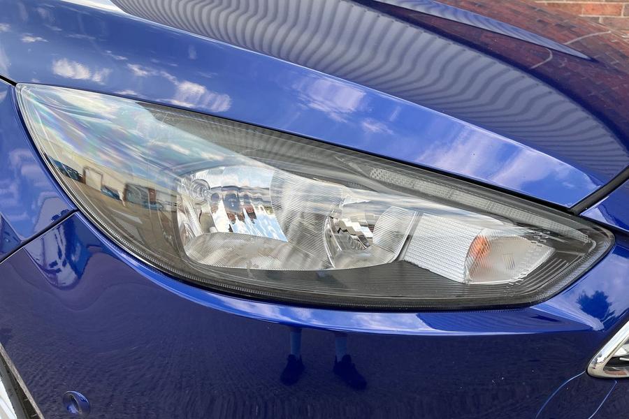 Ford Focus Photo autoimg-2908fc3a17083562ce17ec01064fe58894022032.jpg