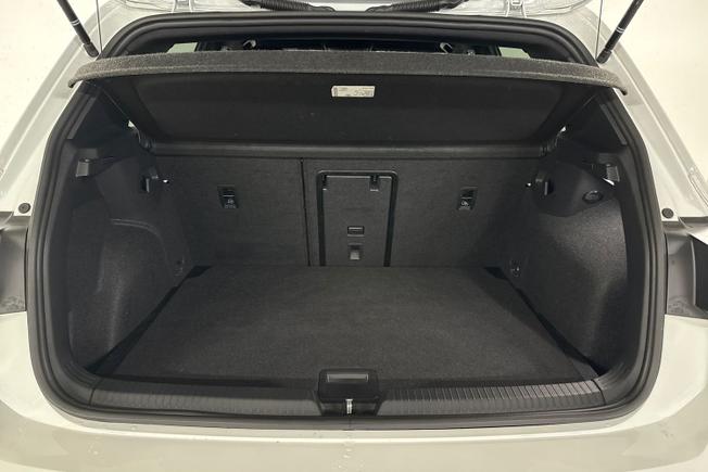 VOLKSWAGEN Golf Photo 12