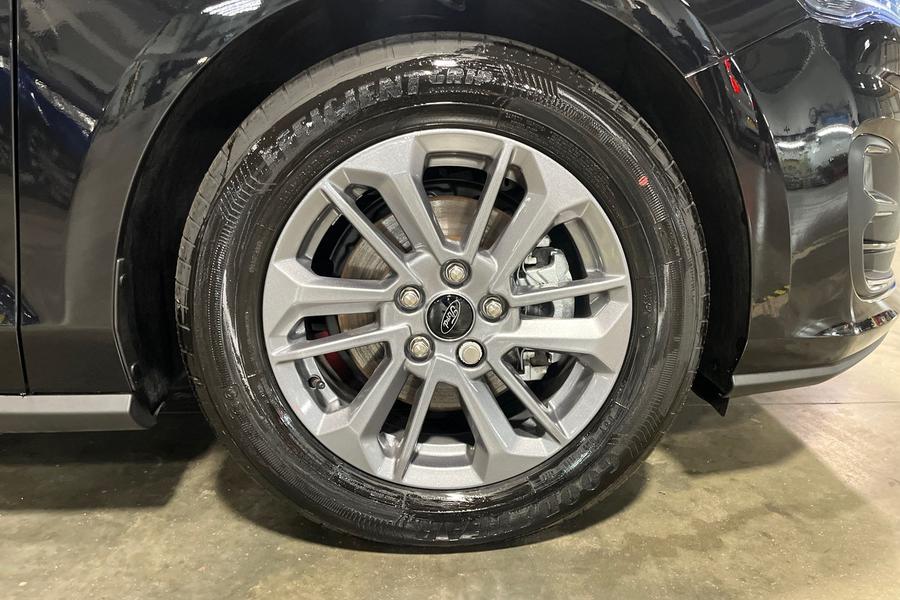 Ford Focus Photo autoimg-290de5bd376004605641a02c05459a1ce3bdb4a8.jpg