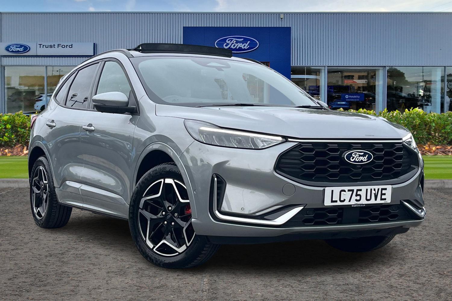 Ford Kuga Photo 0