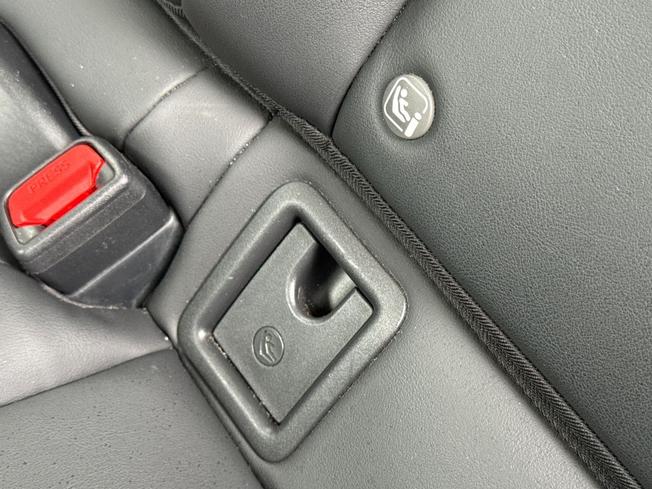 LEXUS Ux Photo 42