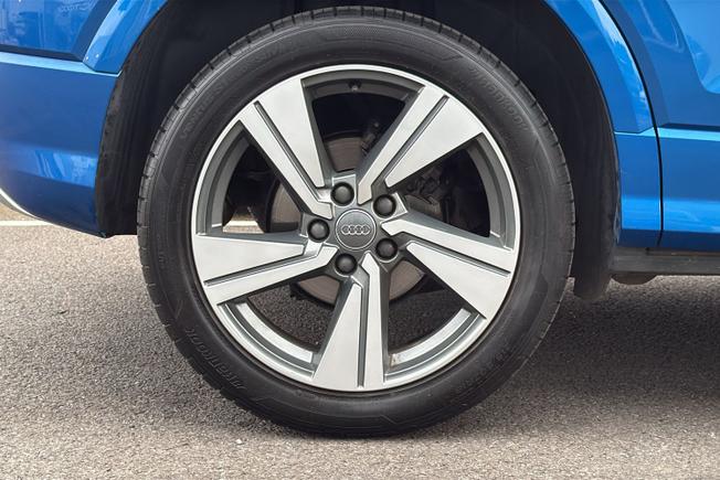 AUDI Q2 Photo 5
