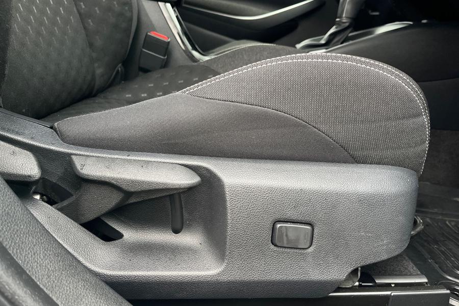 Toyota Corolla Photo autoimg-291c9f2258f6dc627d9aae792ebbed6353c62496.jpg