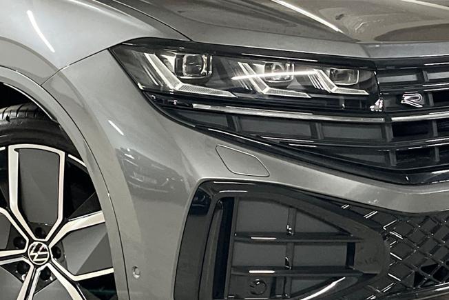 VOLKSWAGEN Touareg Photo 19