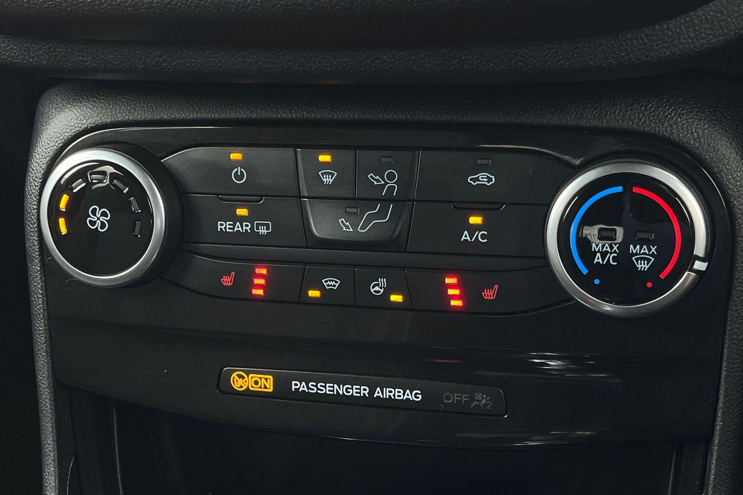 Ford PUMA Photo 30