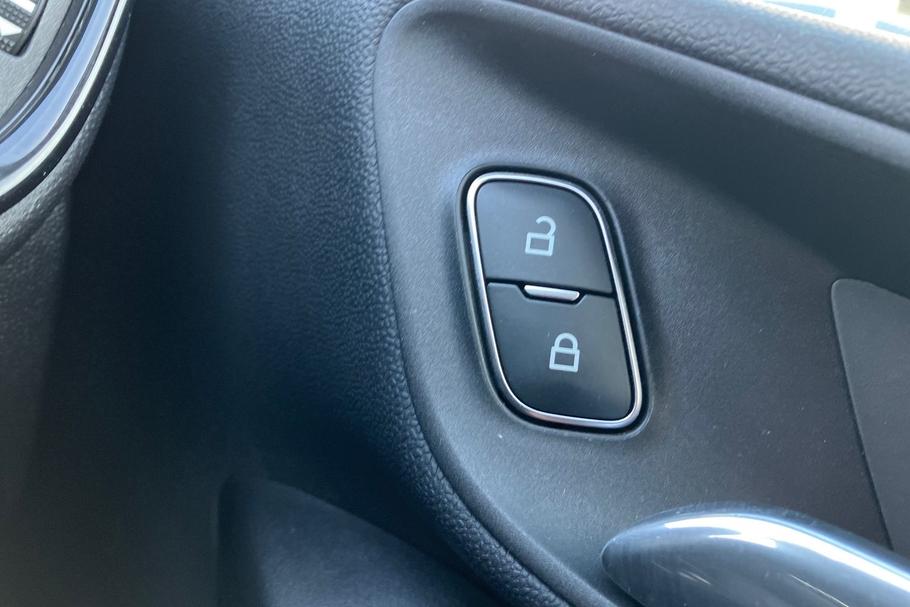 Used Ford FIESTA WR73UGG 25