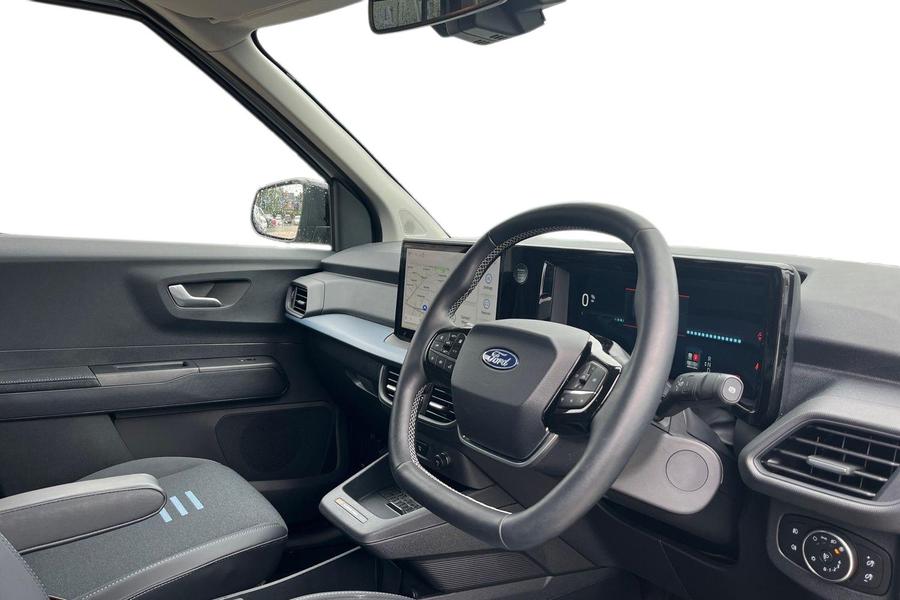 Ford E-Tourneo Courier Photo autoimg-292506ed800c42c9aeba10d09af1d73f479fdfbc.jpg