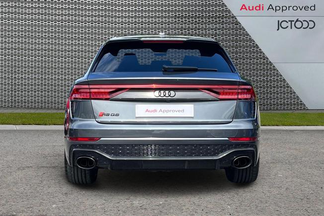 AUDI Rsq8 Photo 7