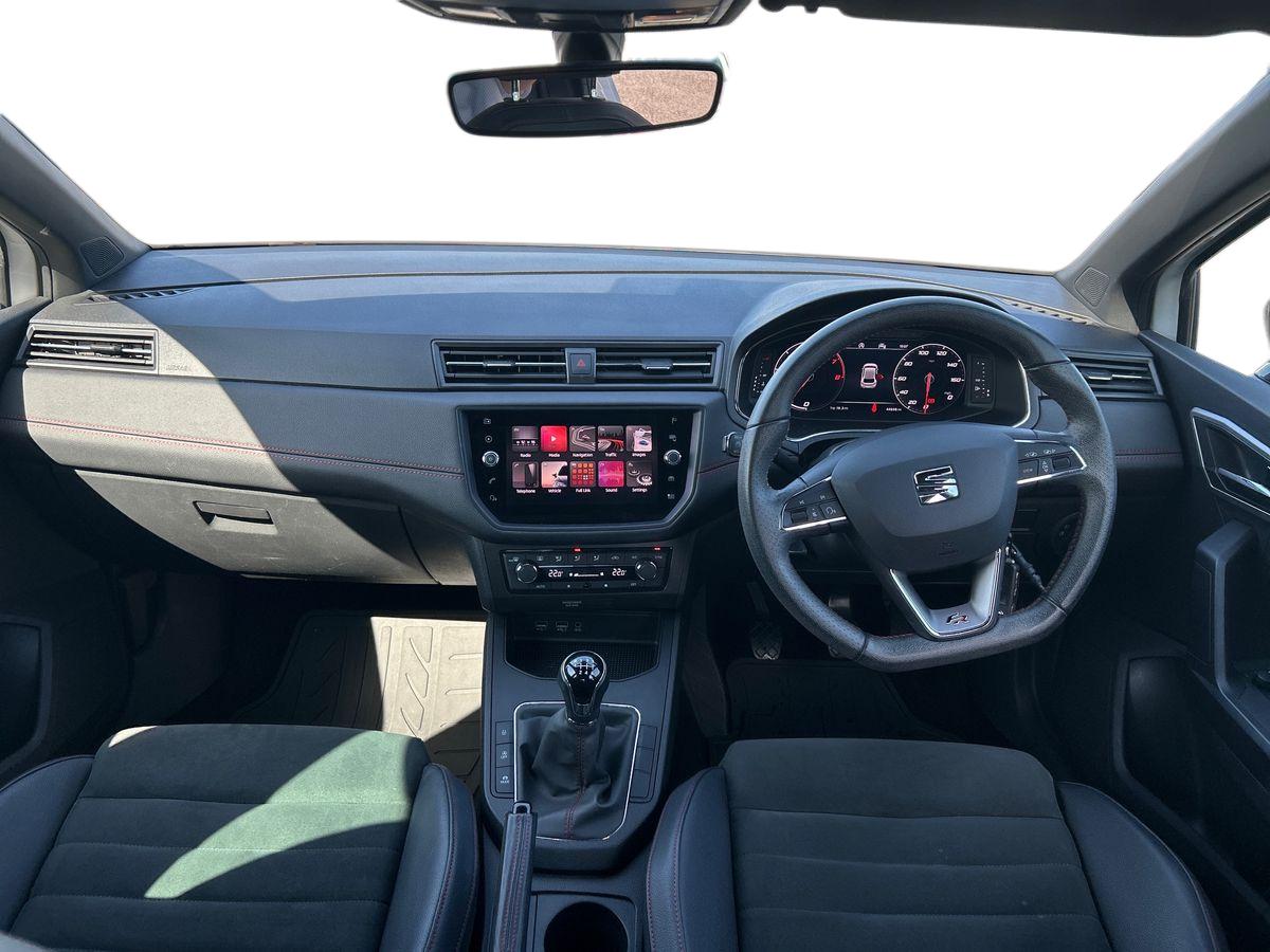 SEAT Ibiza Photo 8