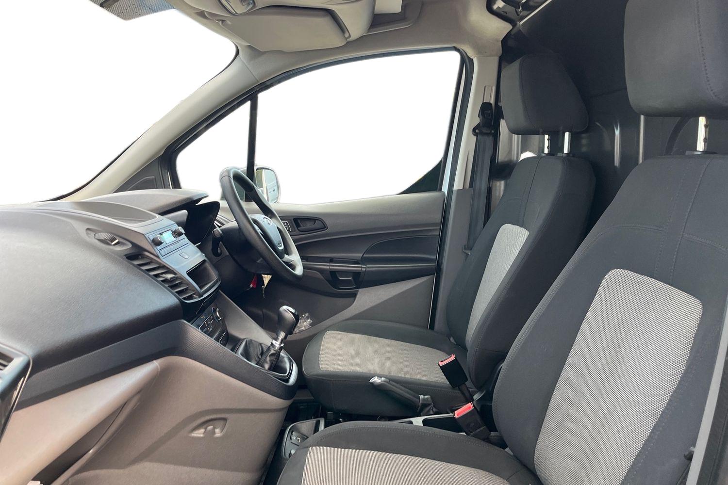 Ford TRANSIT CONNECT Photo 9