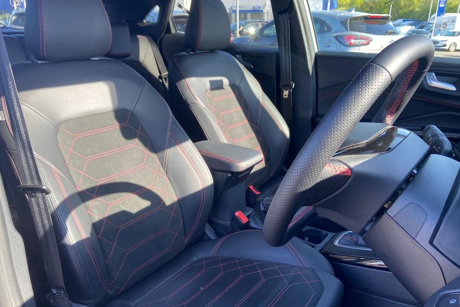 Ford PUMA Photo autoimg-292fa034bb846f502bd1995e7b07162b9a0d4738.jpg