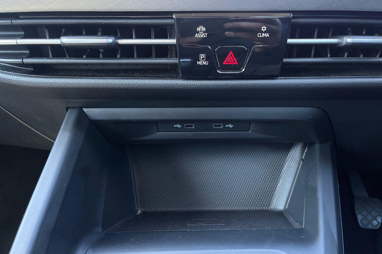 Volkswagen GOLF Photo 31
