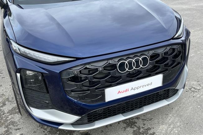 AUDI Q3 Photo 23