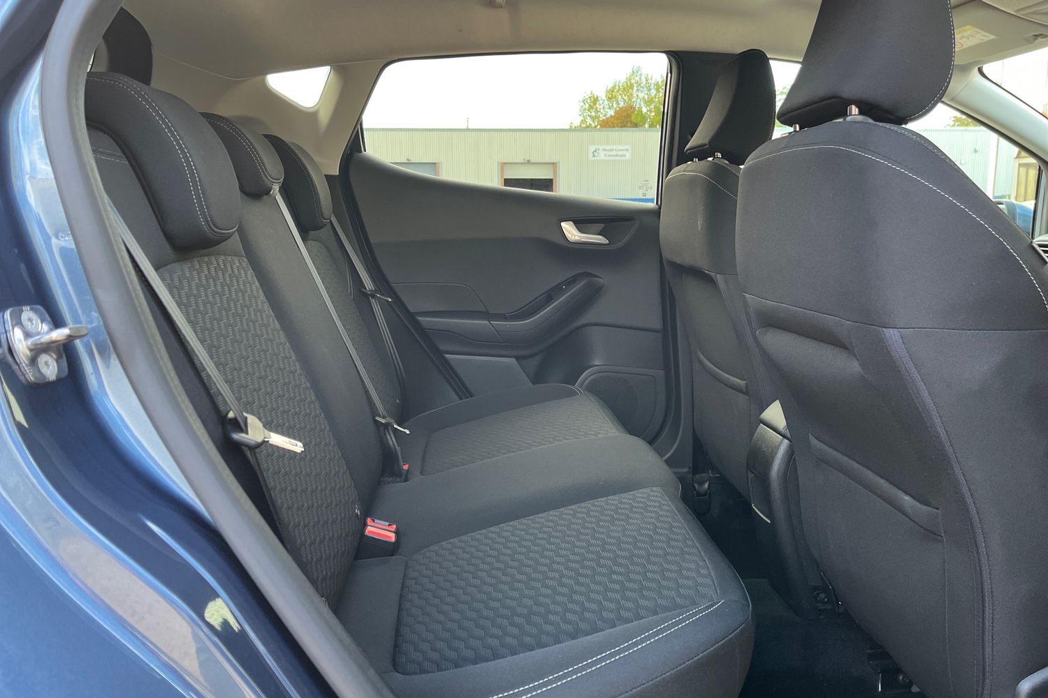 Ford Fiesta Photo 25