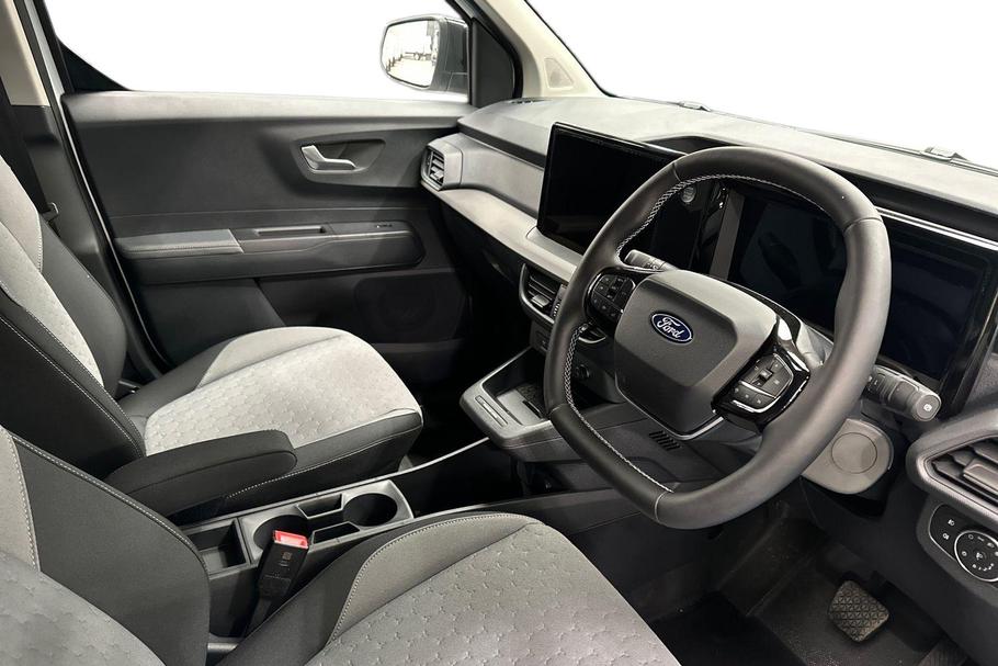 Used FORD E-TRANSIT COURIER LL75RMO 13