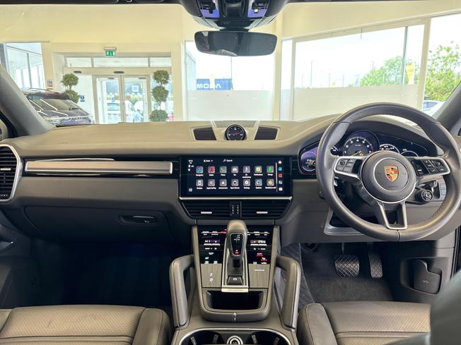 PORSCHE Cayenne Photo 27
