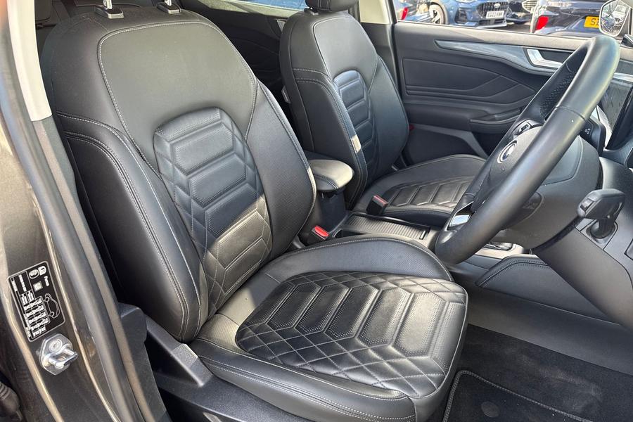 Ford Focus Photo autoimg-293def4bebd16d0f2ce5e96473cdf54c63bca20c.jpg