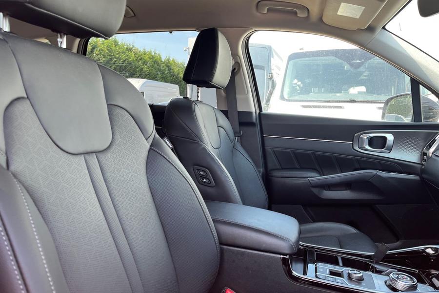 Kia Sorento Photo autoimg-294070b3930044001fd055c952cc44856fb414bd.jpg