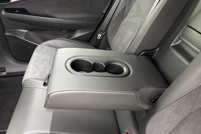 VOLKSWAGEN Id.7 Photo 23