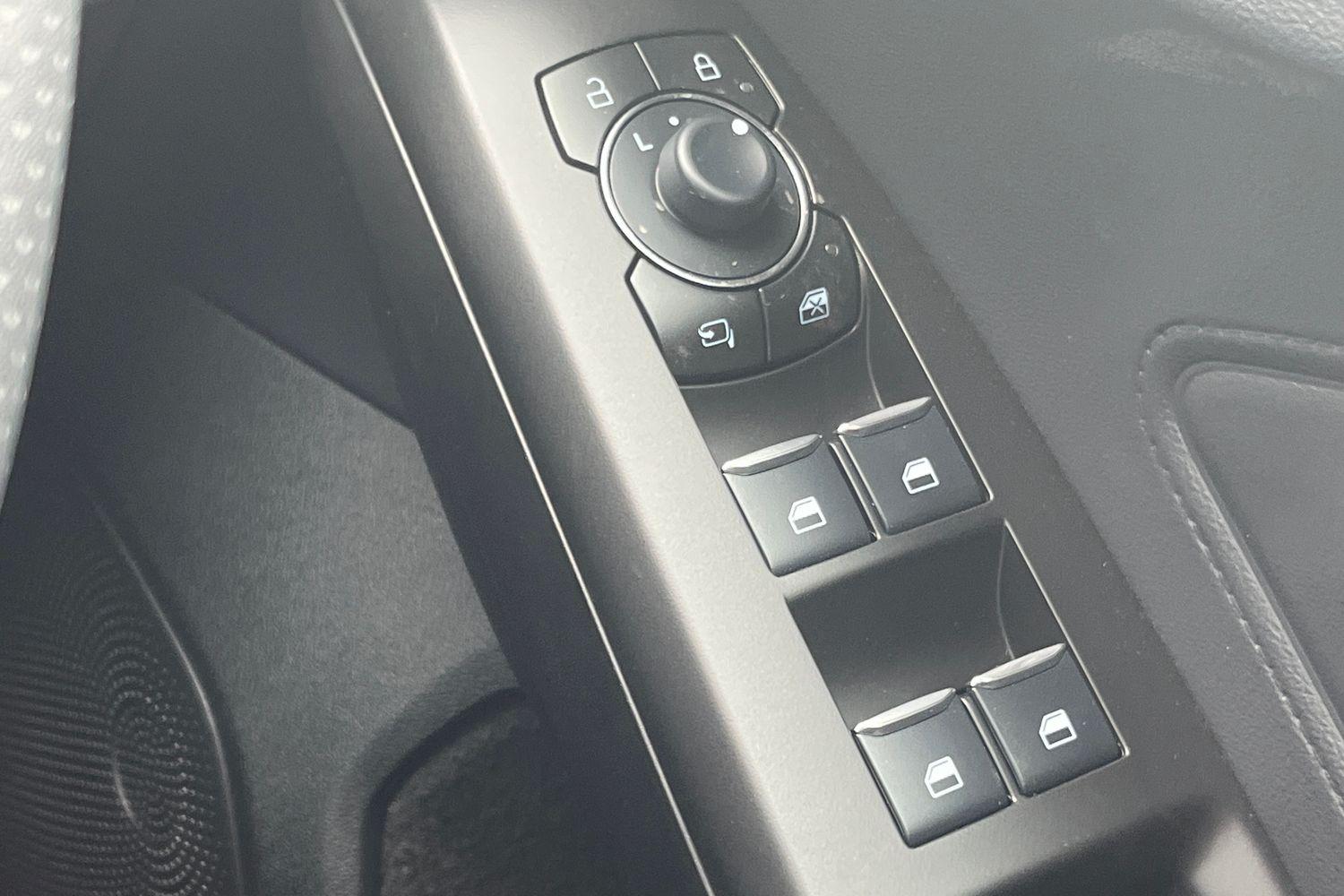 Ford FOCUS Photo 15