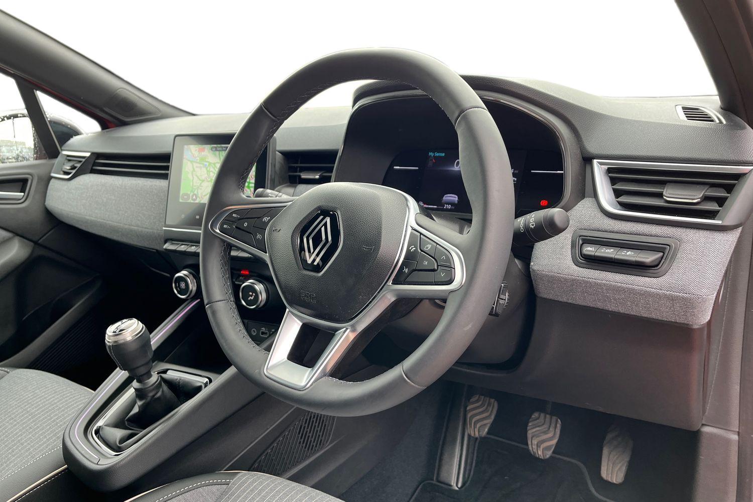 Renault Clio Photo 8