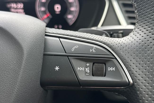 AUDI Q5 Photo 17