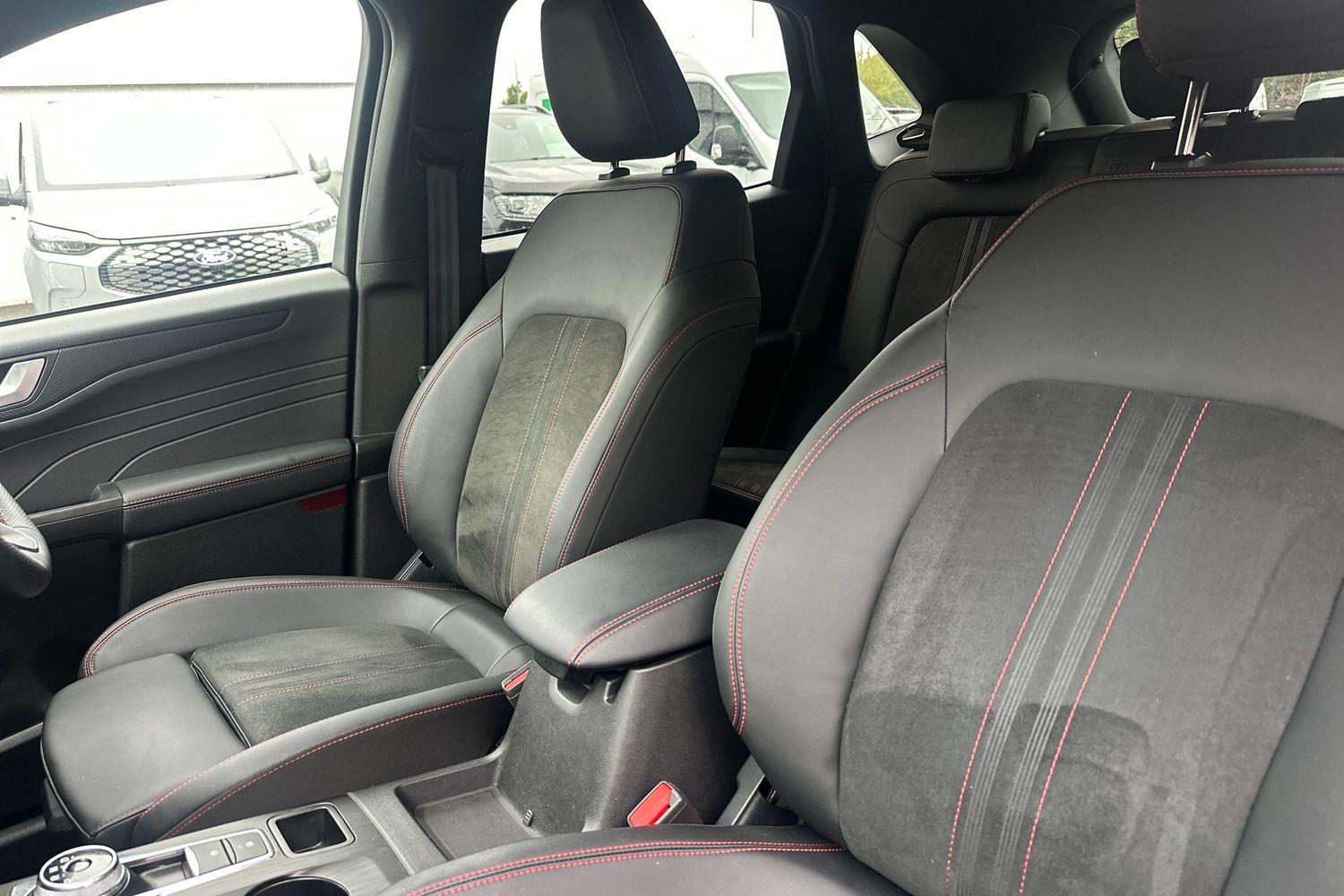 Ford Kuga Photo 18