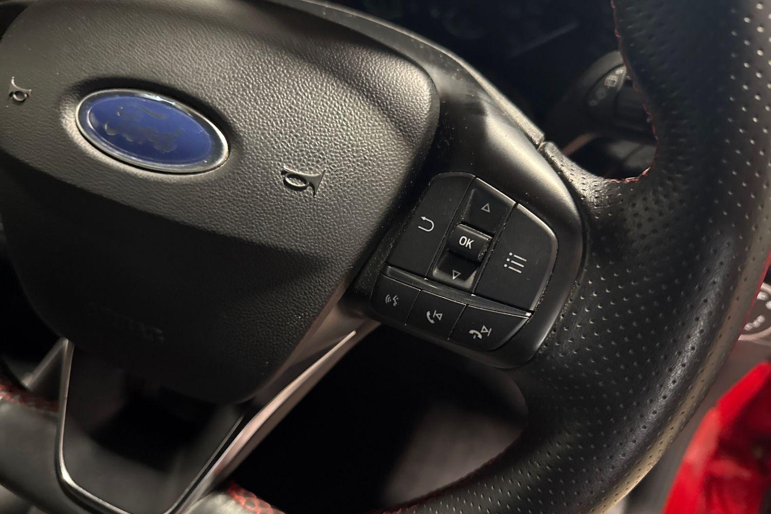 Ford FIESTA Photo 25