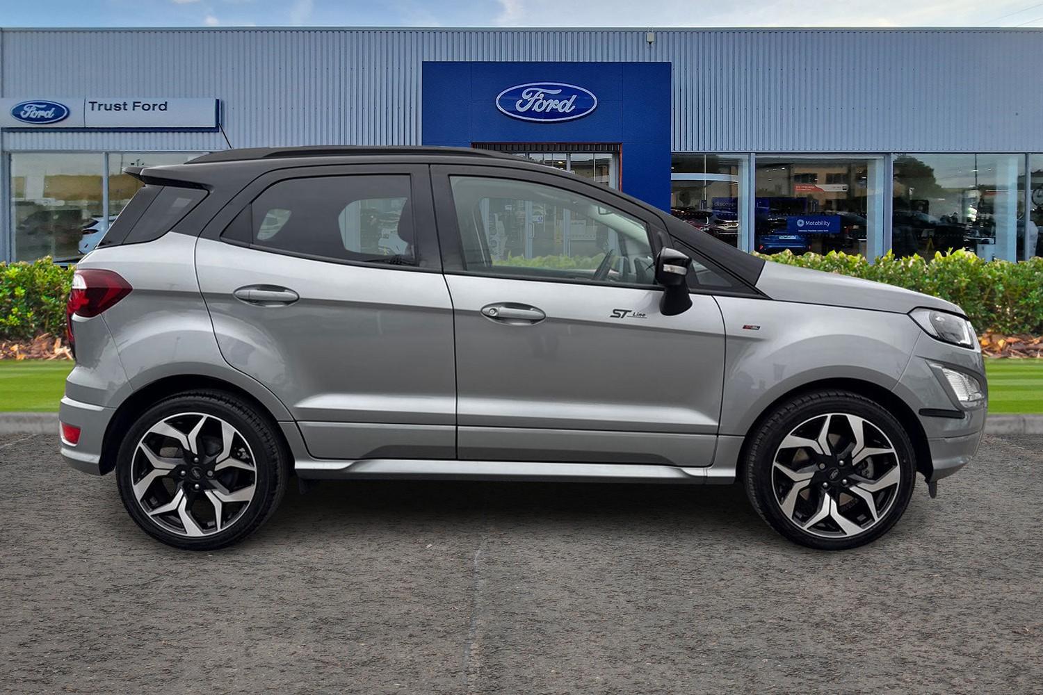 Ford ECOSPORT Photo 2