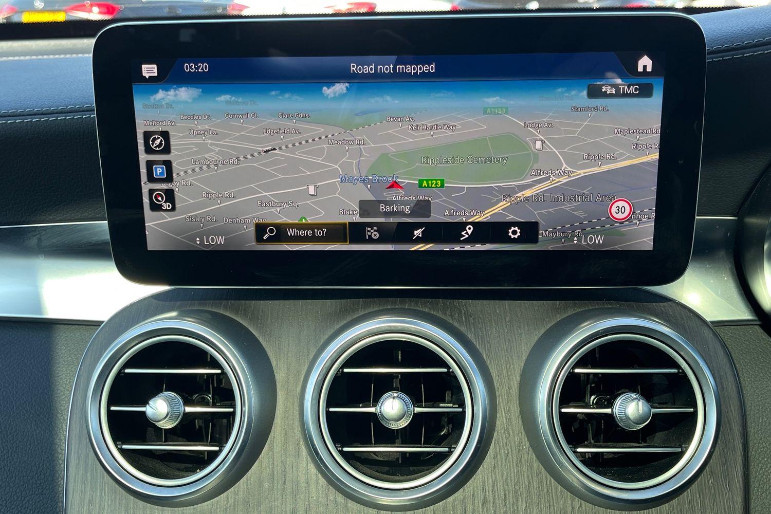 Mercedes-Benz GLC Photo 39