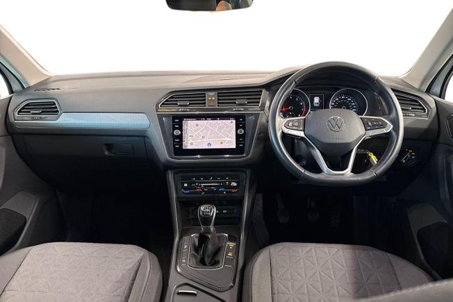 VOLKSWAGEN Tiguan Photo 10