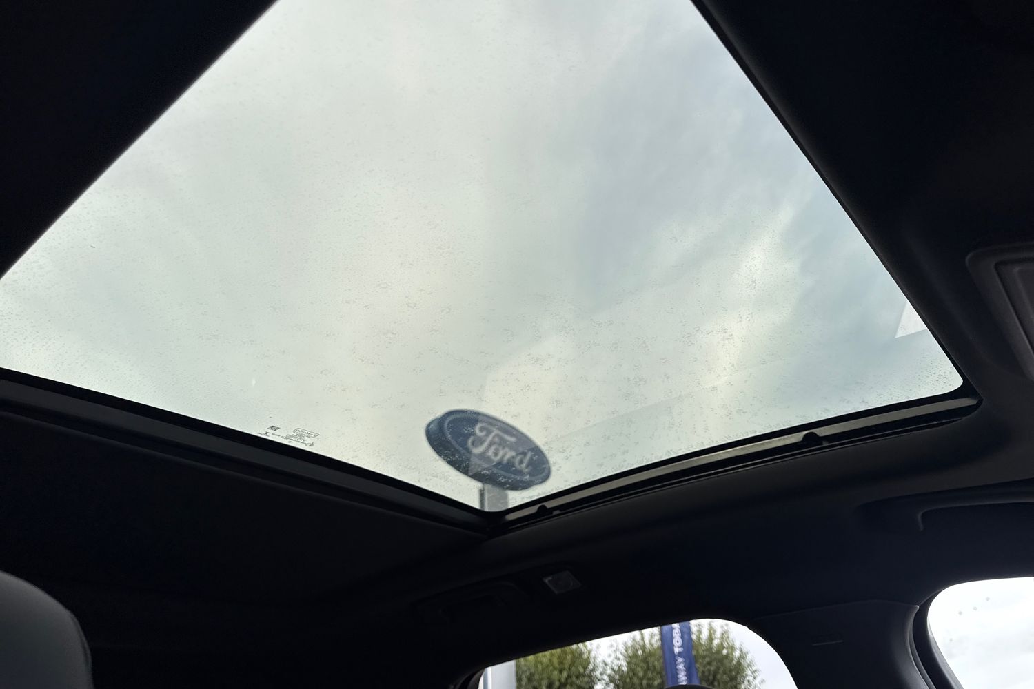 Ford KUGA Photo 24