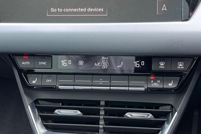 AUDI E-Tron Gt Photo 34