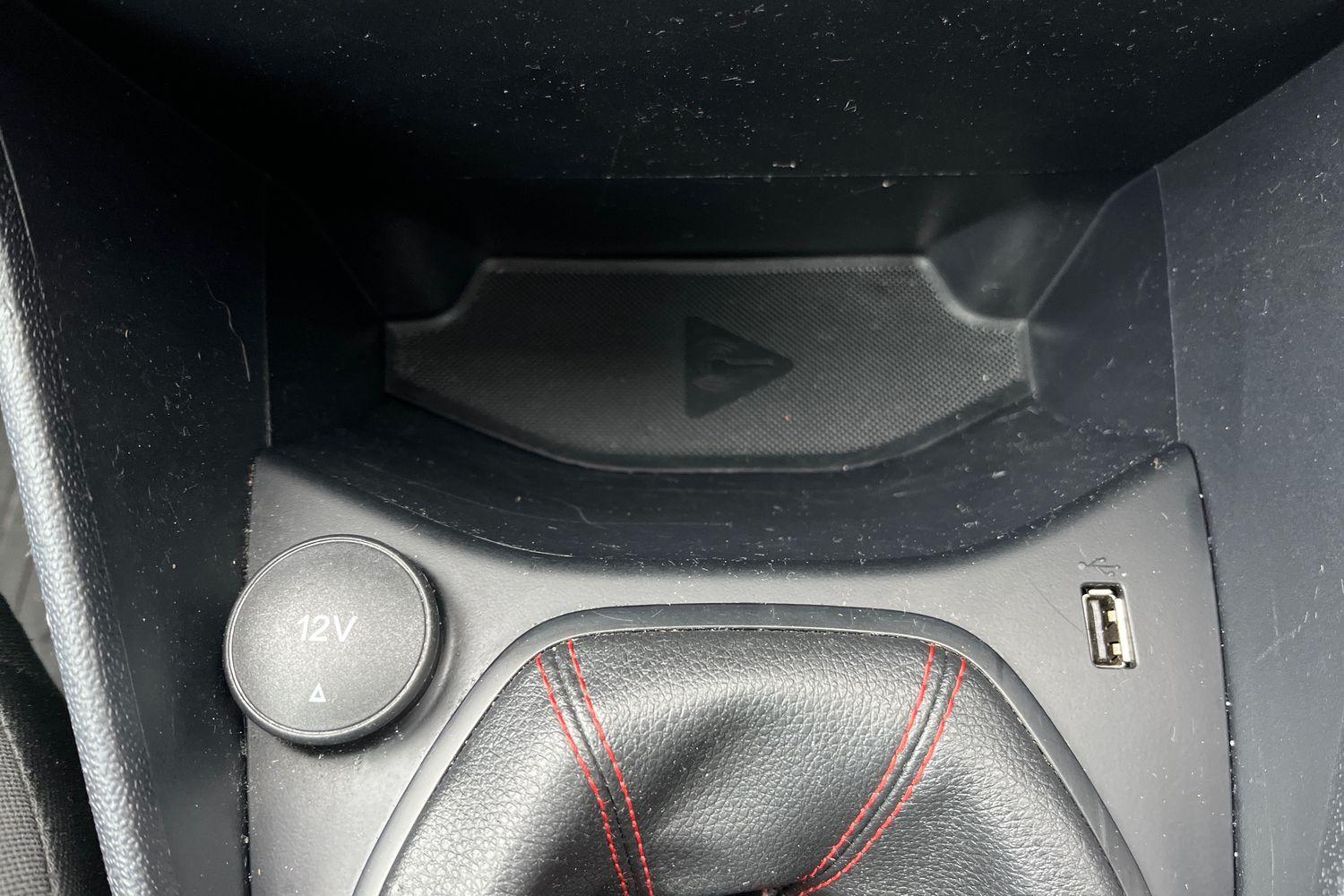 Ford Fiesta Photo 31