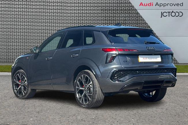 AUDI Q3 Photo 3