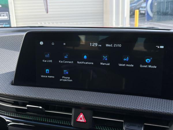 Kia EV6 Photo autoimg-29610f9f64582d87f5224810b2edfcda4d40800e.jpg