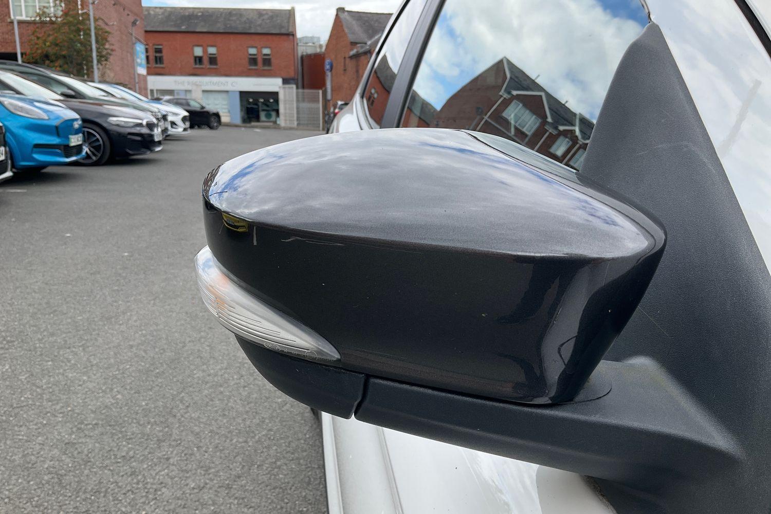 Ford KA+ Photo 36