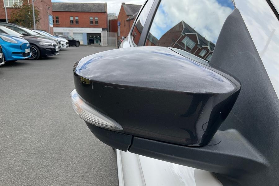 Ford KA+ Photo autoimg-29614dca5e1eaa3751b493fc7644cd0ee7002a61.jpg