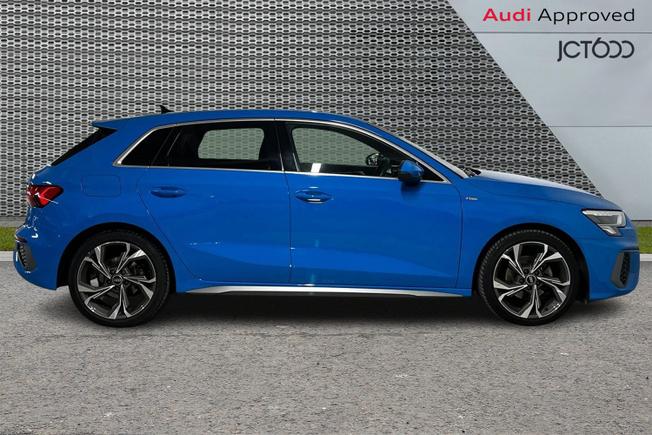 AUDI A3 Photo 4
