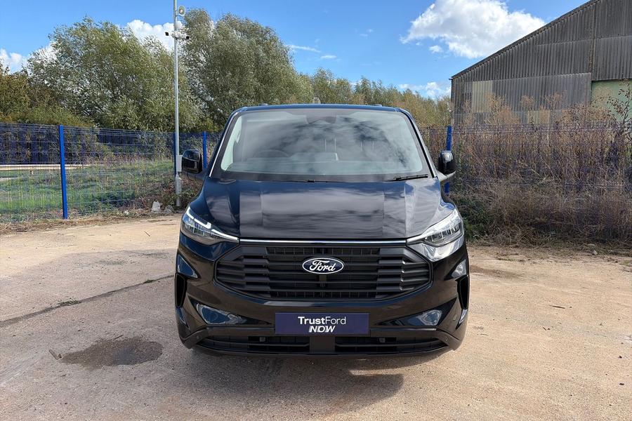 Ford TRANSIT CUSTOM Photo autoimg-2962483818649f0f10a360c994a78795c468fb68.jpg