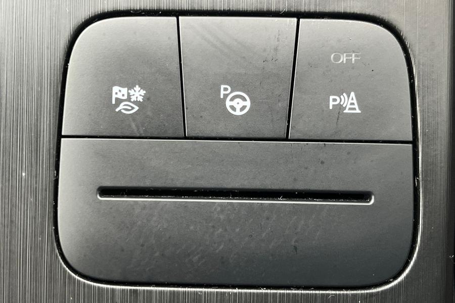 Ford Kuga Photo autoimg-296250514f0ccdf64697bec514f538b82e9f4bb3.jpg