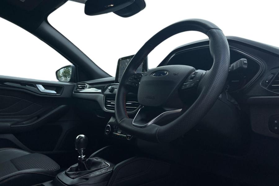 Ford FOCUS Photo autoimg-29671e04a6dae366574933b78ad09d1d65edfa7f.jpg