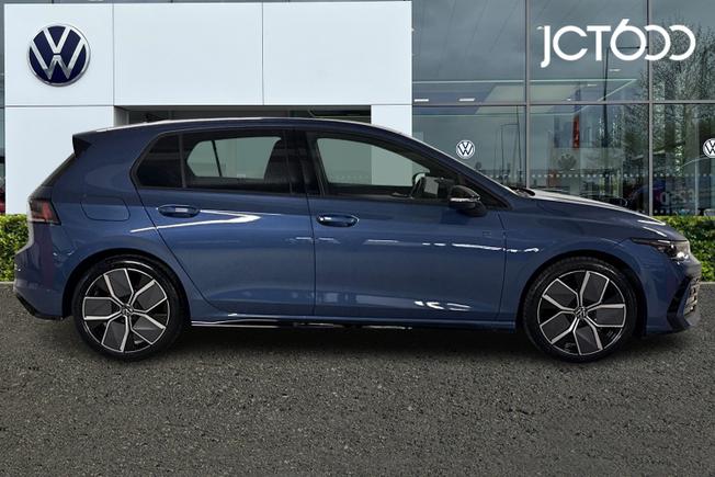 VOLKSWAGEN Golf Photo 4