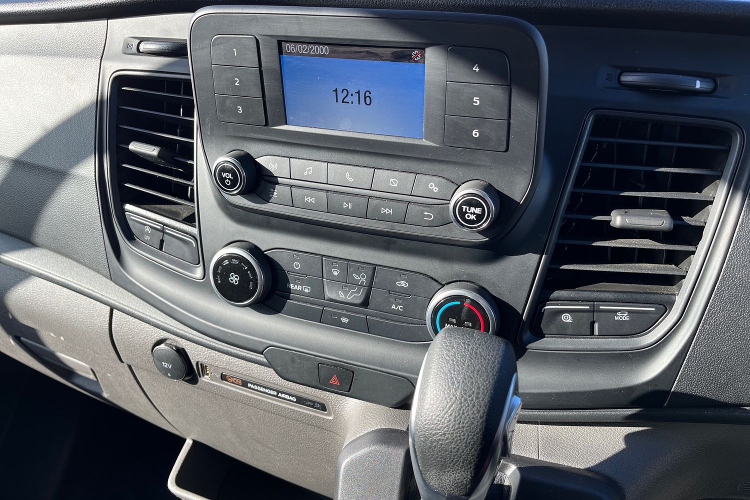 Ford TRANSIT Photo 37
