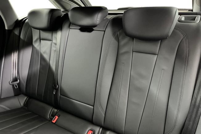 AUDI A4 Allroad Photo 9